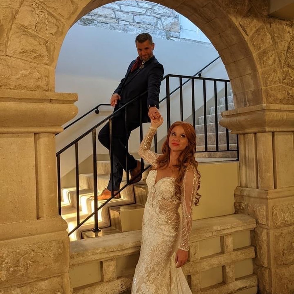 Chateau Bellevue - Stairway to the bride and groom's areas - Venues & Event Spaces Near Me - Austin, Texas Chateau Bellevue - Stairway to the bride and groom's areas - Venues & Event Spaces Near Me - Austin, Texas