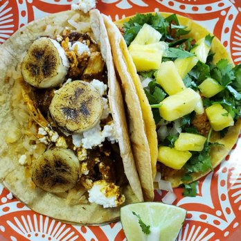 Comalli Taqueria - El Brolee (left) and El Pastor (right) - Tacos Near Me - West Reading, Pennsylvania