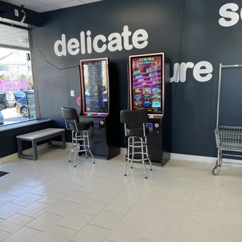 The Laundry Wagon - Laundromat Near Me - Alexandria, Virginia