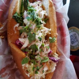 Sriracha Pulled Pork Banh Mi Sandwich Sriracha Pulled Pork Banh Mi Sandwich