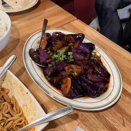 Eggplant with Spicy Garlic Sauce