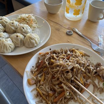 Mazalae Mongolian Restaurant - Mongolian Near Me - Morton Grove, Illinois