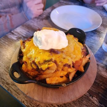 Arcadia Bar & Kitchen - Loaded Chili Fries - Breakfast & Brunch Near Me - Astoria, New York