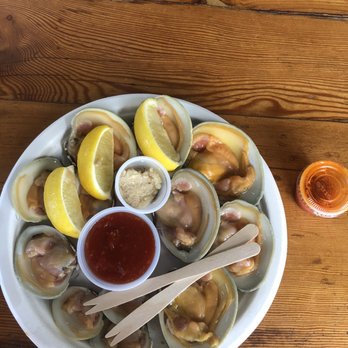 Paul's Daughter - Clams on the half shell mixed dozen - Hot Dogs Near Me - Brooklyn, New York Paul's Daughter - Clams on the half shell mixed dozen - Hot Dogs Near Me - Brooklyn, New York