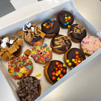 Peace Love & Little Donuts - Dozen mixed - Donuts Near Me - Naples, Florida Peace Love & Little Donuts - Dozen mixed - Donuts Near Me - Naples, Florida