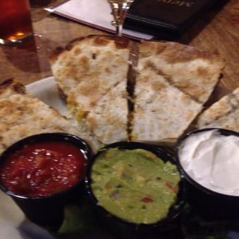 Offshore Ale - Pulled pork quesadilla - Breweries Near Me - Oak Bluffs, Massachusetts