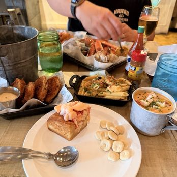 Peacemaker Lobster and Crab - Our delicious spread! - Seafood Near Me - Saint Louis, Missouri Peacemaker Lobster and Crab - Our delicious spread! - Seafood Near Me - Saint Louis, Missouri