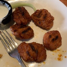 Boneless wings with some char (I ordered them that way).  Far better this way.