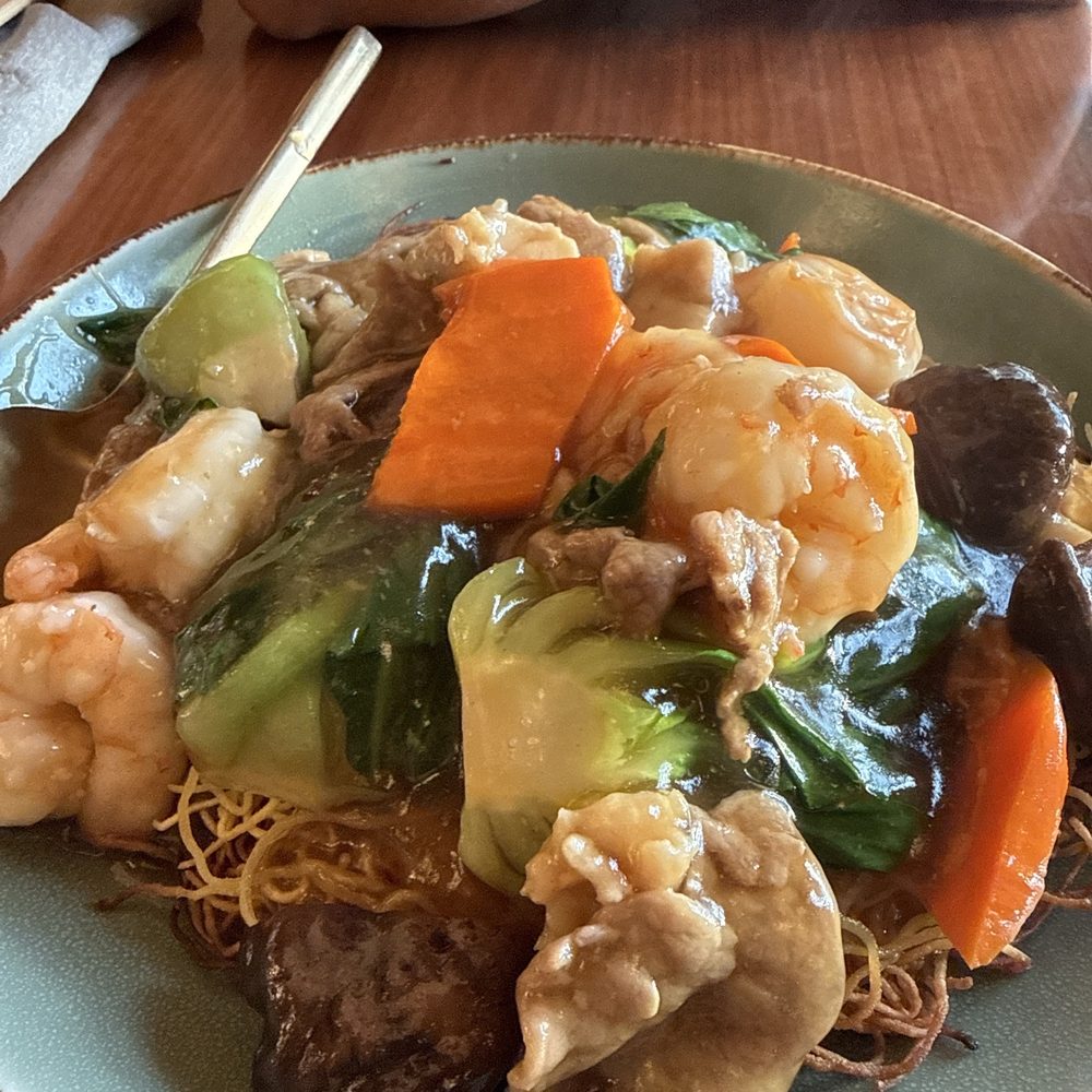 The Noodle Den - Combination pan fries noodle - Chinese Near Me - Las Vegas, Nevada The Noodle Den - Combination pan fries noodle - Chinese Near Me - Las Vegas, Nevada