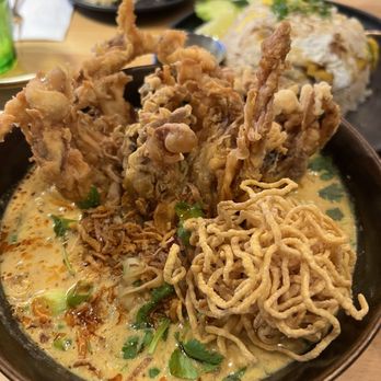 Manaao - Khao soi with soft shell crab - Thai Near Me - Tustin, California