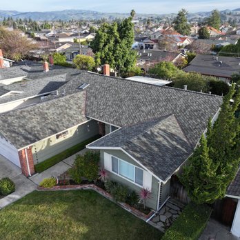 Moctezuma Roofing - Certaineed Shingles
Color: Country Grey
City: Milpitas - Roofing Near Me - San Leandro, California