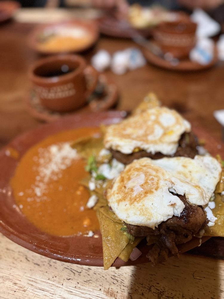 El Puesto Cocina & Lounge