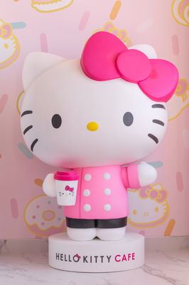 Hello Kitty Café by null