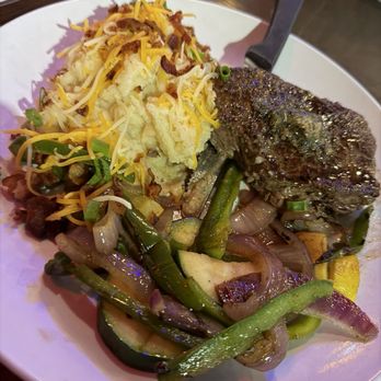 The Boxer Bar & Grill - Steak, veggies, loaded mashed potatoes - Sports Bars Near Me - Clearwater, Florida