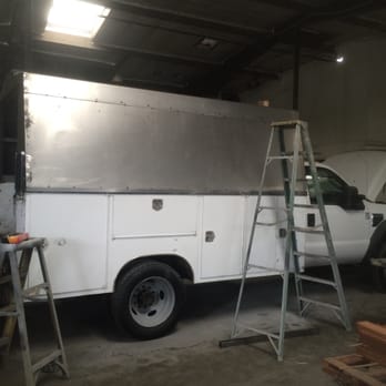 Fleets 101 - Building the box - Commercial Truck Dealers Near Me - Norwalk, California Fleets 101 - Building the box - Commercial Truck Dealers Near Me - Norwalk, California