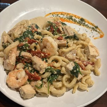 Ippolito's Trattoria - Tuscan Chicken & Shrimp - Italian Near Me - Sacramento, California Ippolito's Trattoria - Tuscan Chicken & Shrimp - Italian Near Me - Sacramento, California