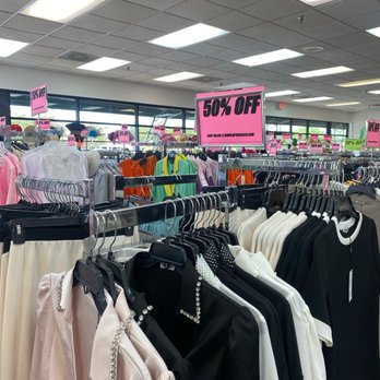 Dress Code - Women's Clothing Near Me - Memphis, Tennessee