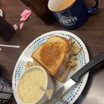 Sunnyside Grill - Western sandwich on regular bread - New American Near Me - Panama City Beach, Florida