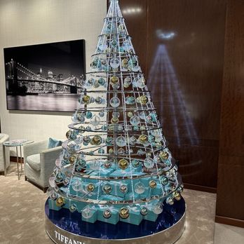 Tiffany & Company - Christmas tree - Jewelry Near Me - Houston, Texas Tiffany & Company - Christmas tree - Jewelry Near Me - Houston, Texas