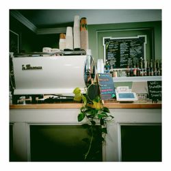 Shake & Bops Botanical Cafe