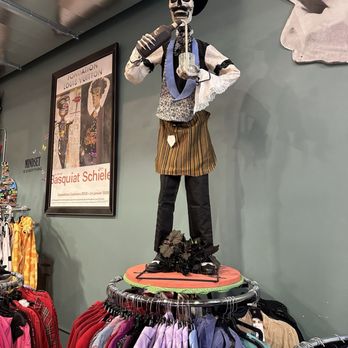 Junkee Clothing Exchange - Used, Vintage & Consignment Near Me - Reno, Nevada