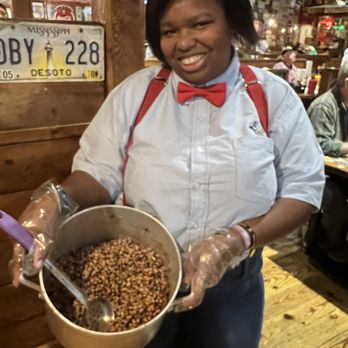 Lamberts Cafe - Shawn serves black eye peas - American Near Me - Sikeston, Missouri