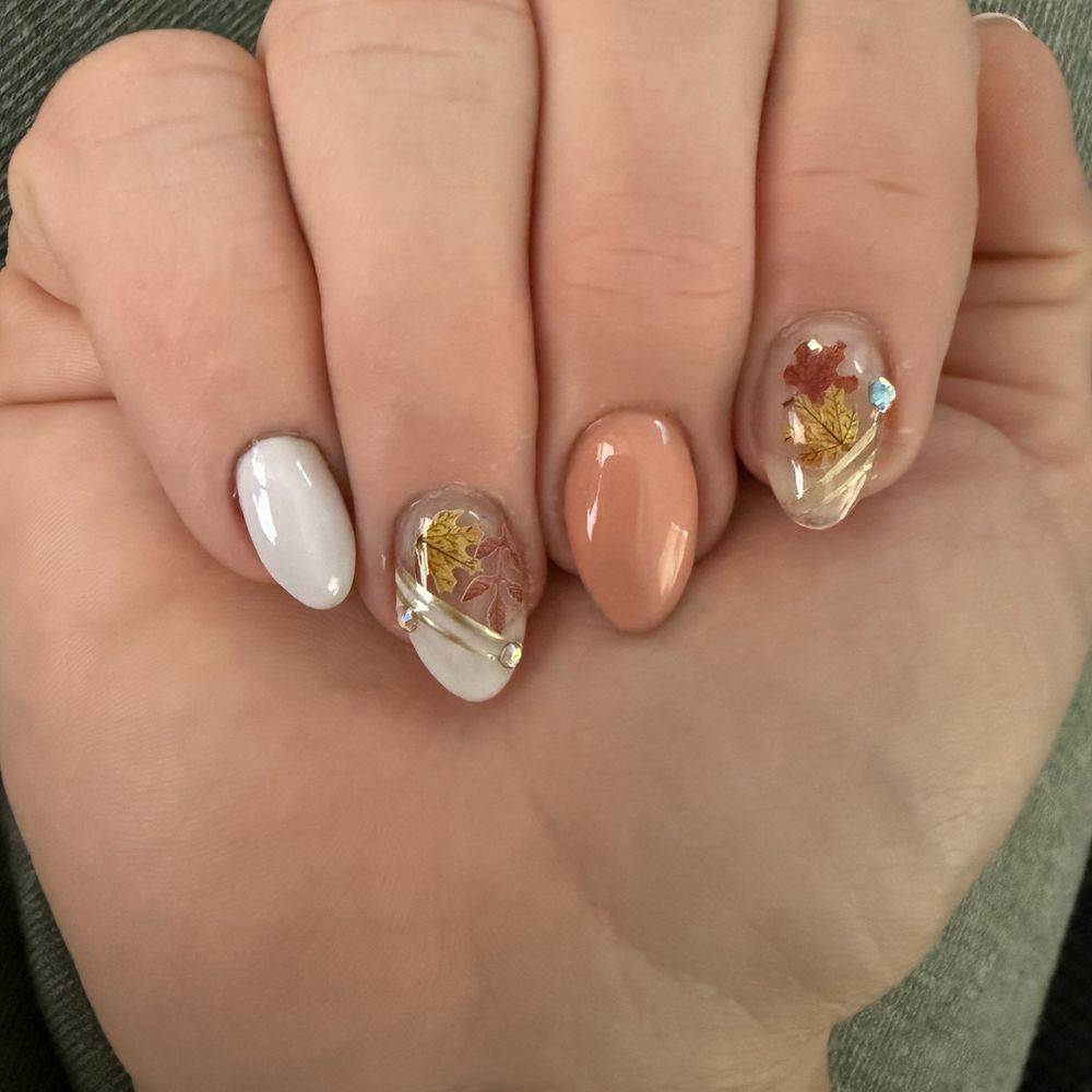 Fall inspired nails Fall inspired nails