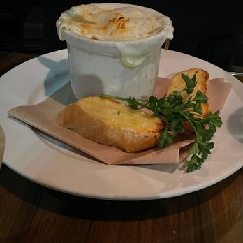 The Kettle - French French Market Onion Soup - Diners Near Me - Manhattan Beach, California