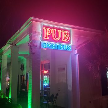 Adventures Pub & Spirits - Pubs Near Me - Biloxi, Mississippi