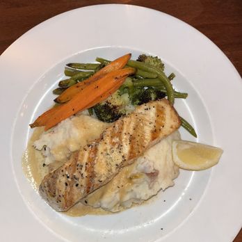 21 Steps Kitchen & Bar - Salmon - Steakhouses Near Me - Whistler, British Columbia 21 Steps Kitchen & Bar - Salmon - Steakhouses Near Me - Whistler, British Columbia