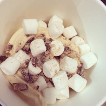 Peachwave - Peanut butter froyo with marshmallows and crumbled Heath bars - Ice Cream & Frozen Yogurt Near Me - Norwalk, Connecticut Peachwave - Peanut butter froyo with marshmallows and crumbled Heath bars - Ice Cream & Frozen Yogurt Near Me - Norwalk, Connecticut