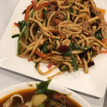 Dolan's - Spicy stir fried noodle - Asian Fusion Near Me - Alhambra, California