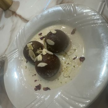 Bharat Bhavan - Gulab jamun rabri - Indian Near Me - Frisco, Texas
