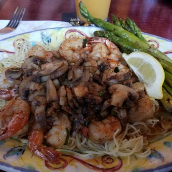Magnolia Grill - This place was awesome! Cool atmosphere. Right by the Mississippi River. - Southern Near Me - Natchez, Mississippi Magnolia Grill - This place was awesome! Cool atmosphere. Right by the Mississippi River. - Southern Near Me - Natchez, Mississippi