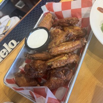 Famous Daves - Naked JUST THE WINGS - Barbeque Near Me - Long Beach, California