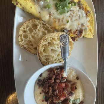 Another Broken Egg Cafe - Breakfast & Brunch Near Me - Winter Park, Florida