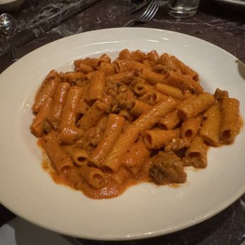 Grand Lux Cafe - Vodka penne - Desserts Near Me - Garden City, New York