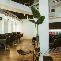 Salon Blu