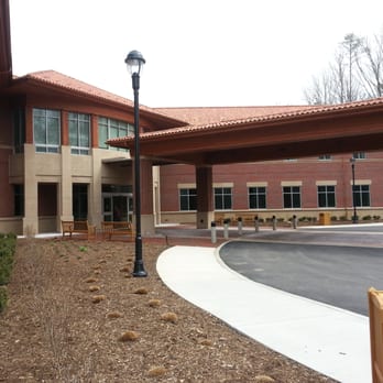 William D. Brickhouse, MD - Back entrance - Orthopedists Near Me - Richmond, Virginia