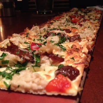 Seasons 52 - Garlic chicken flatbread. Delicious - New American Near Me - Costa Mesa, California Seasons 52 - Garlic chicken flatbread. Delicious - New American Near Me - Costa Mesa, California