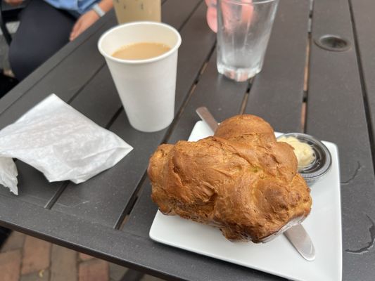 Popovers On the Square by null