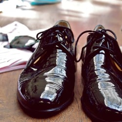 Mint Vintage - Shiny shoes!