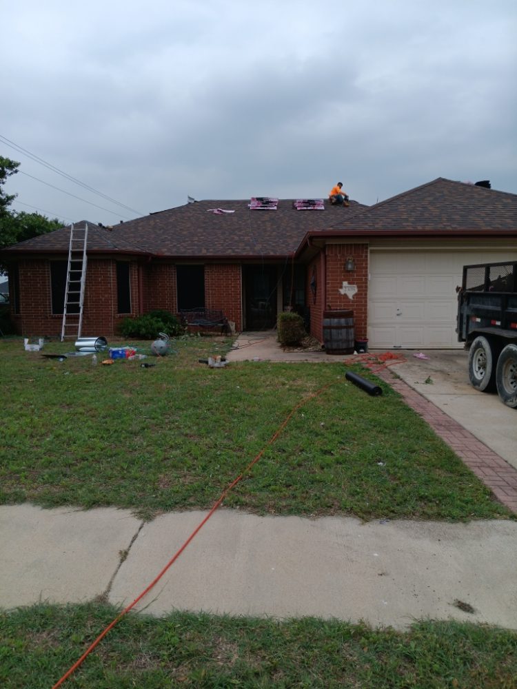 Slide of Fast Roofing