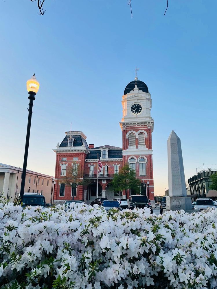 COVINGTON CLOCKTOWER Updated October 2024 1124 Clark St SW