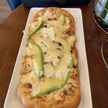 Colbert Hills - Flatbread. $11 - Beer, Wine & Spirits Near Me - Manhattan, Kansas