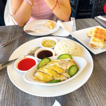 Ipoh Kopitiam - Singapore style hainan chicken rice - Malaysian Near Me - Alhambra, California