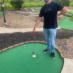 Pheasant Run Golf Course - Playing putt putt