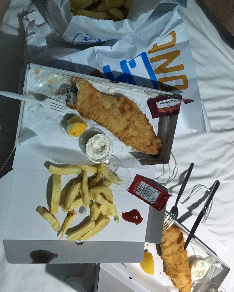 CANNONS FISH & CHIPS Rowley Lane, London, United Kingdom