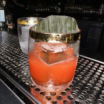Lion's Tale - Old Fashioned - Cocktail Bars Near Me - Santa Barbara, California