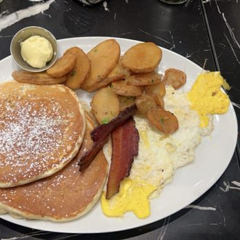Eggspectation - Charlotte - Breakfast & Brunch Near Me - Charlotte, North Carolina
